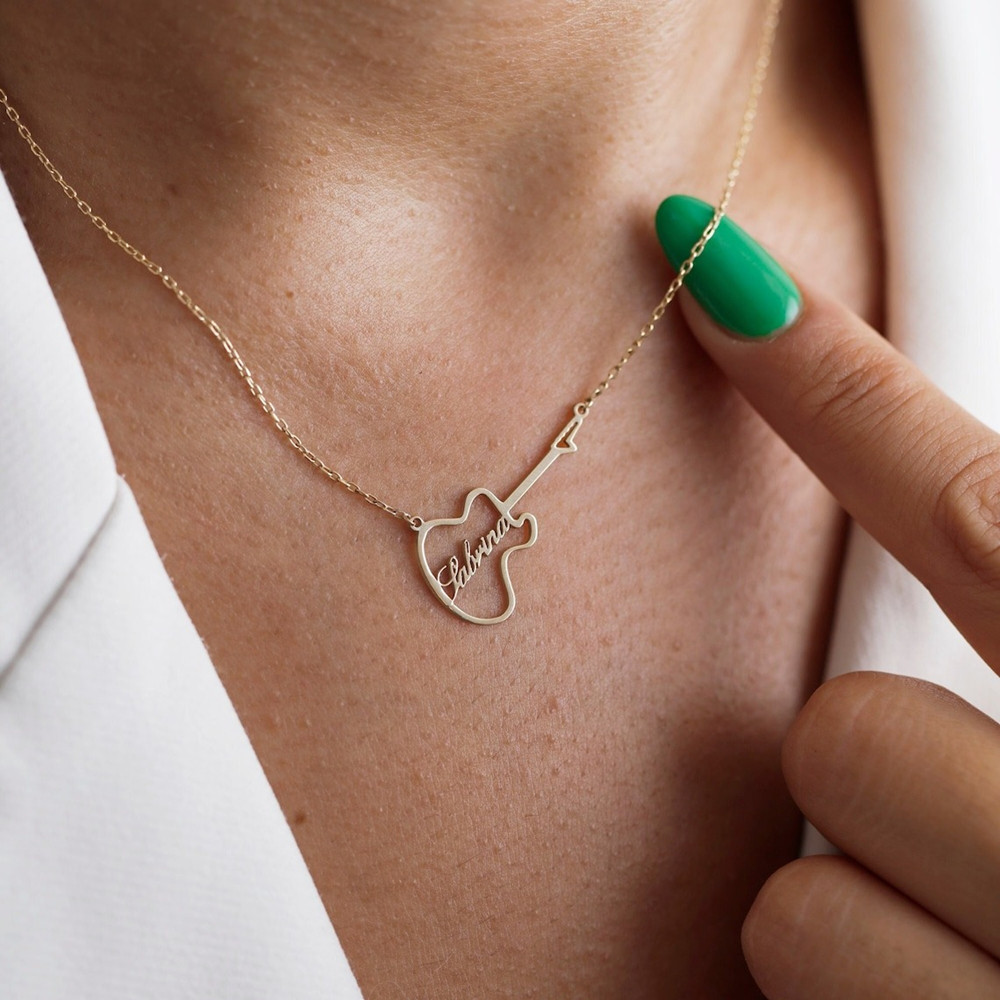 Musical Instrument And Names - Collana con nome simbolo chitarra personalizzato