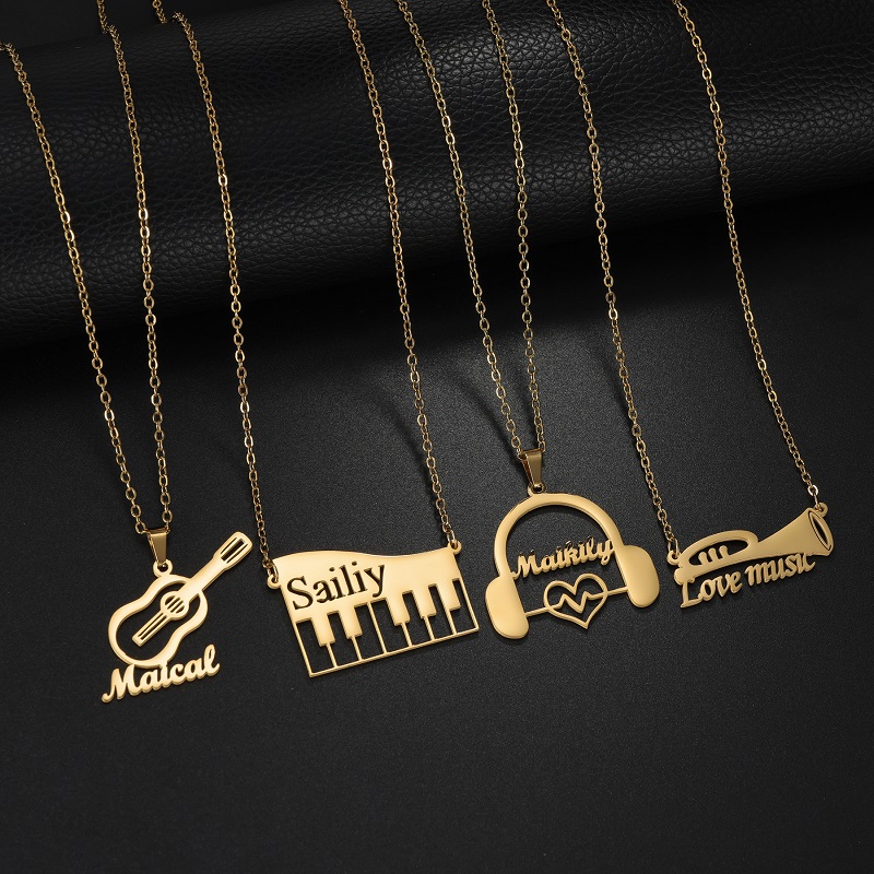Nuova Collana con Ciondolo a F - Musical Instrument And Names recensione e prezzo